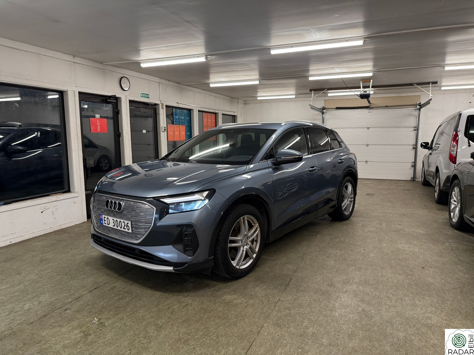 AUDI Q4 50 E TRON 50 quattro Advanced Business/Hengerfeste/Bra utstyrt.