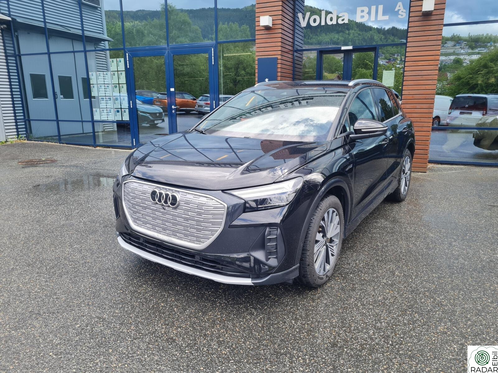 AUDI Q4 50 E TRON 50 quattro Advanced S-Line,ACC,Skinn,Nav,Sonos,LED,Krok