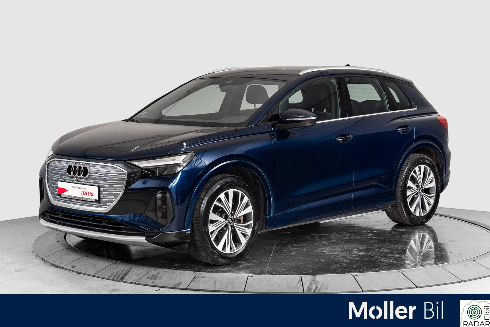 AUDI Q4 50 E TRON 50 quattro Adv. Business plus Skinn,Sonos,Navi,Krok++