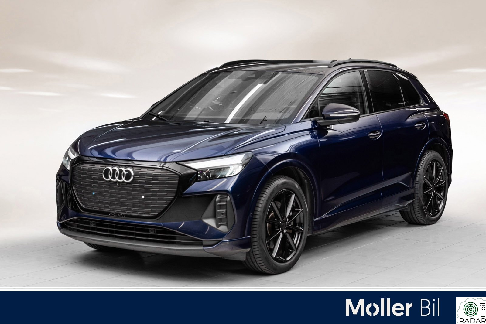 AUDI Q4 50 E TRON 50 quattro bus edt, SONOS, Navi, 360', Krok, LED, ACC++