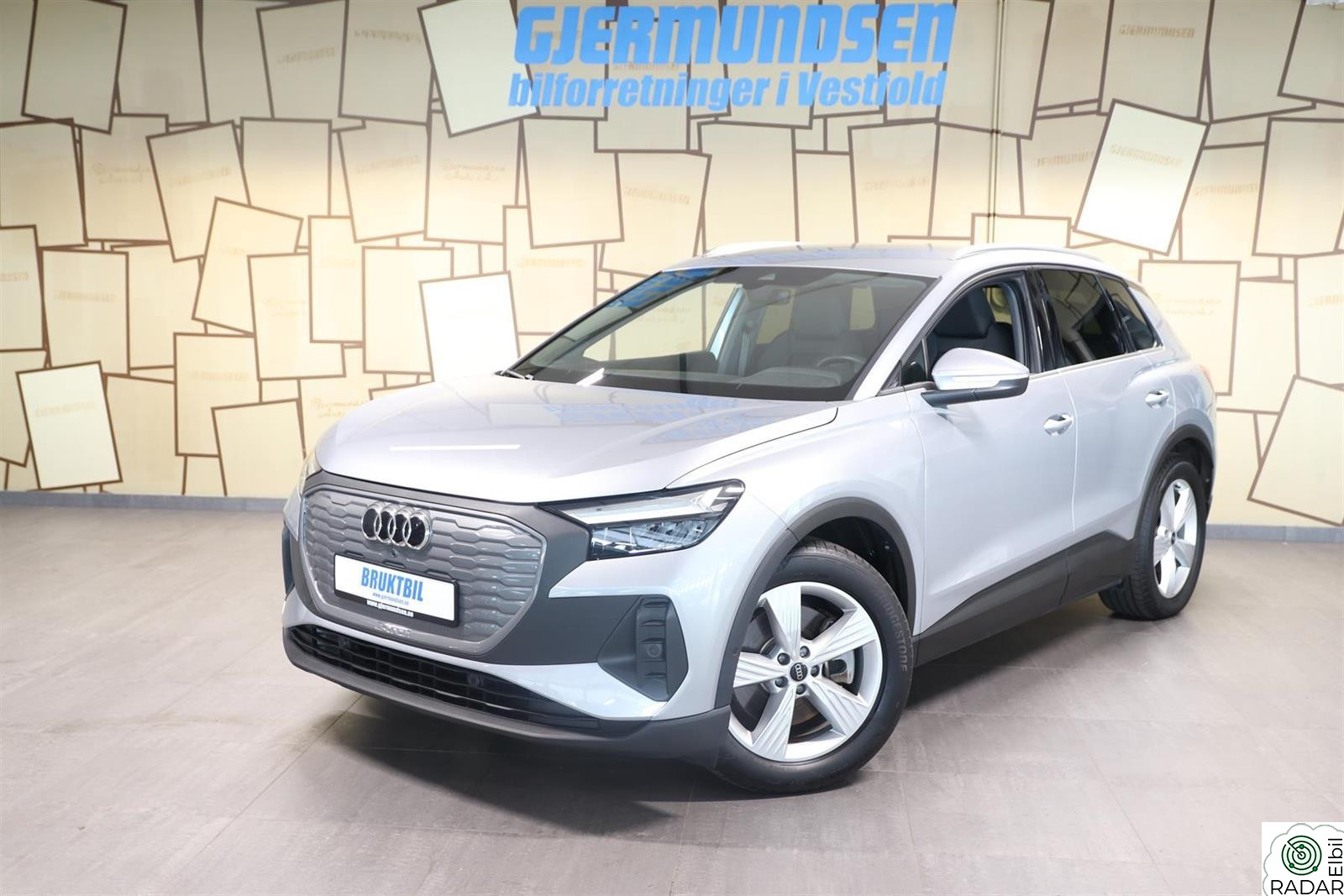 AUDI Q4 45 E TRON Q4 45 E TRON