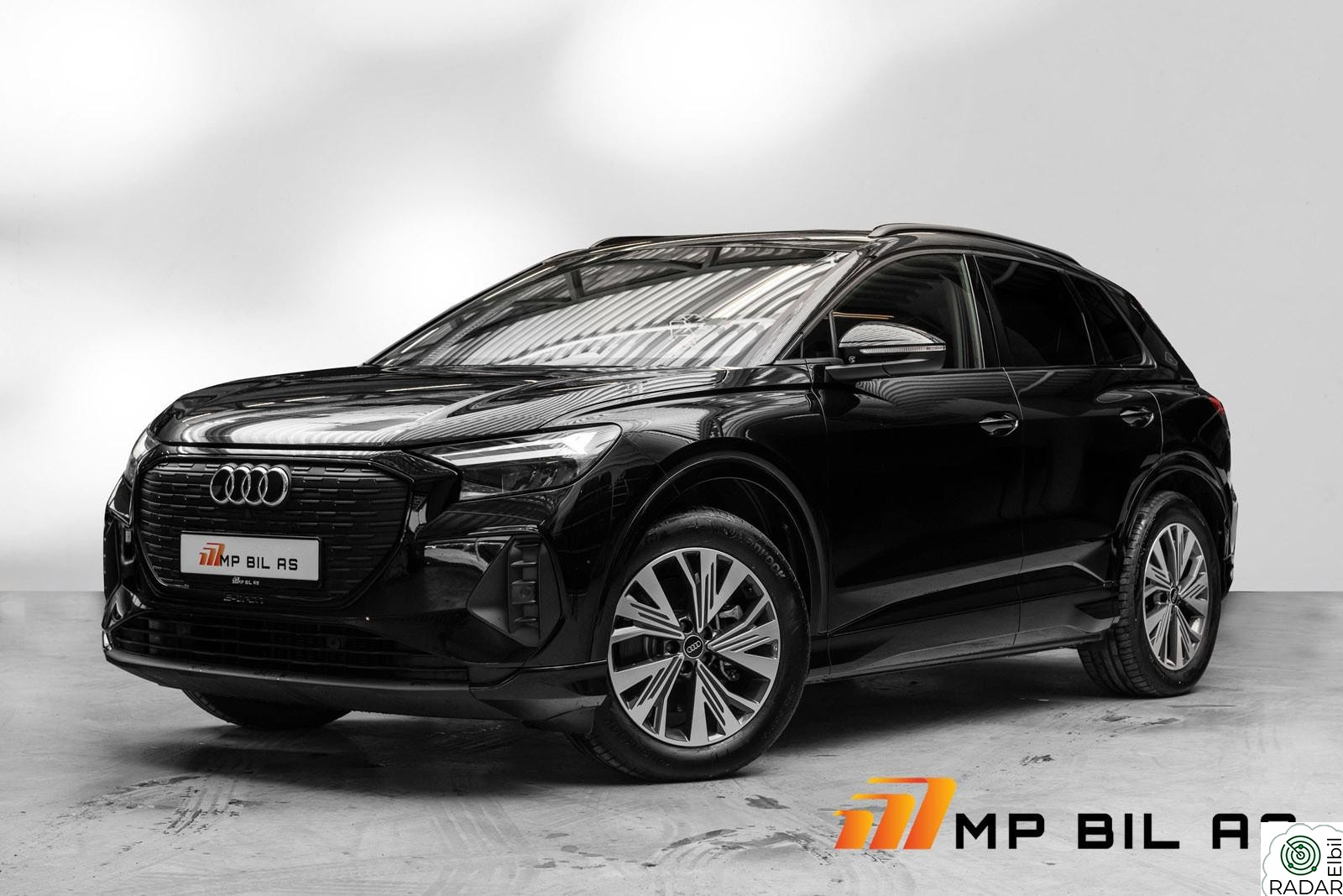 AUDI Q4 55 e-tron Q4 55 | QUATTRO | EDITION PLUS | KROK | SPORTSETER |