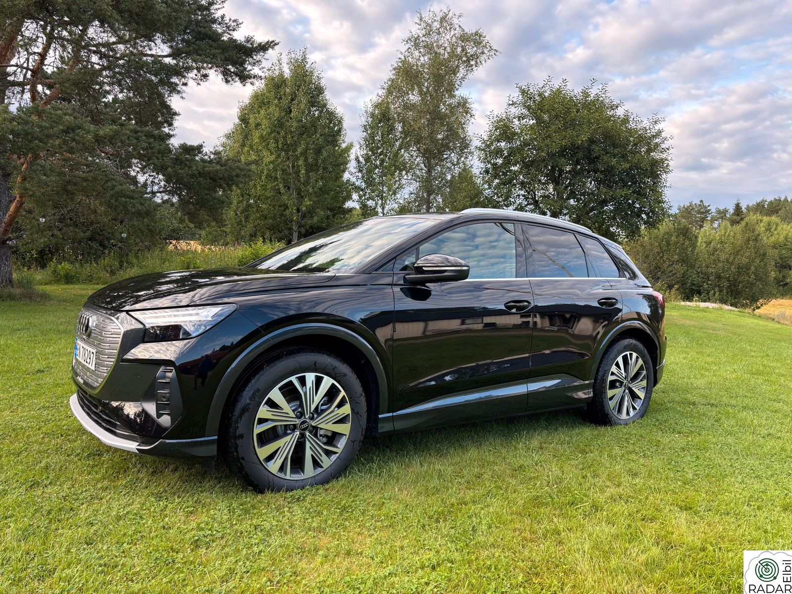 AUDI Q4 55 e-tron KUPP! 55 quattro S line Plus 340 hk 2026-modell