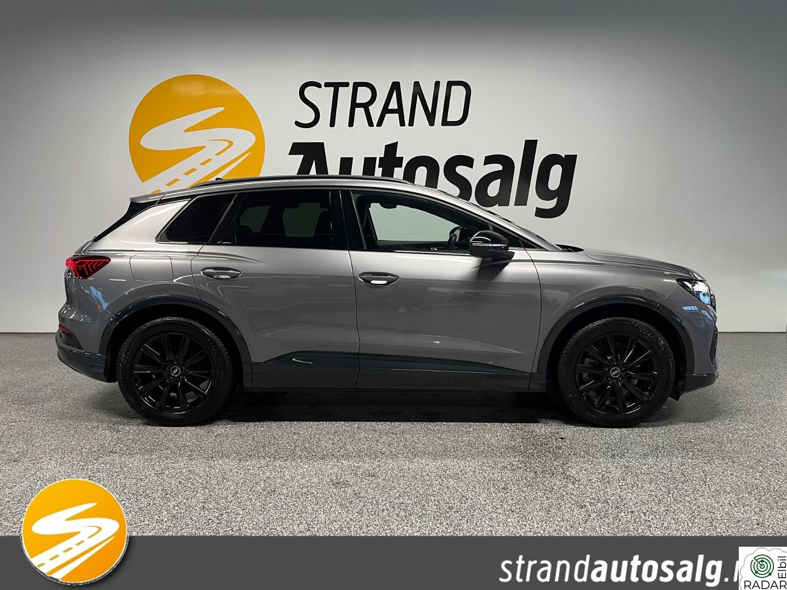 AUDI Q4 40 E TRON 40 Norsk S line El.Sportsseter AdaptivCruise Krok LED