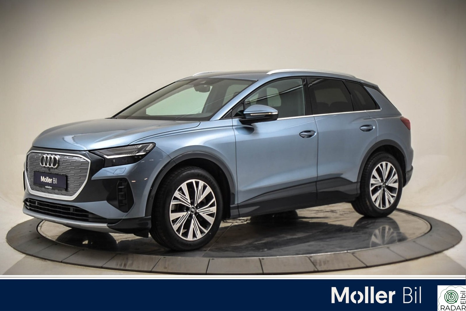 AUDI Q4 45 E TRON 45 quattro Business Matrix/Kamera/Skinn/Varmepumpe