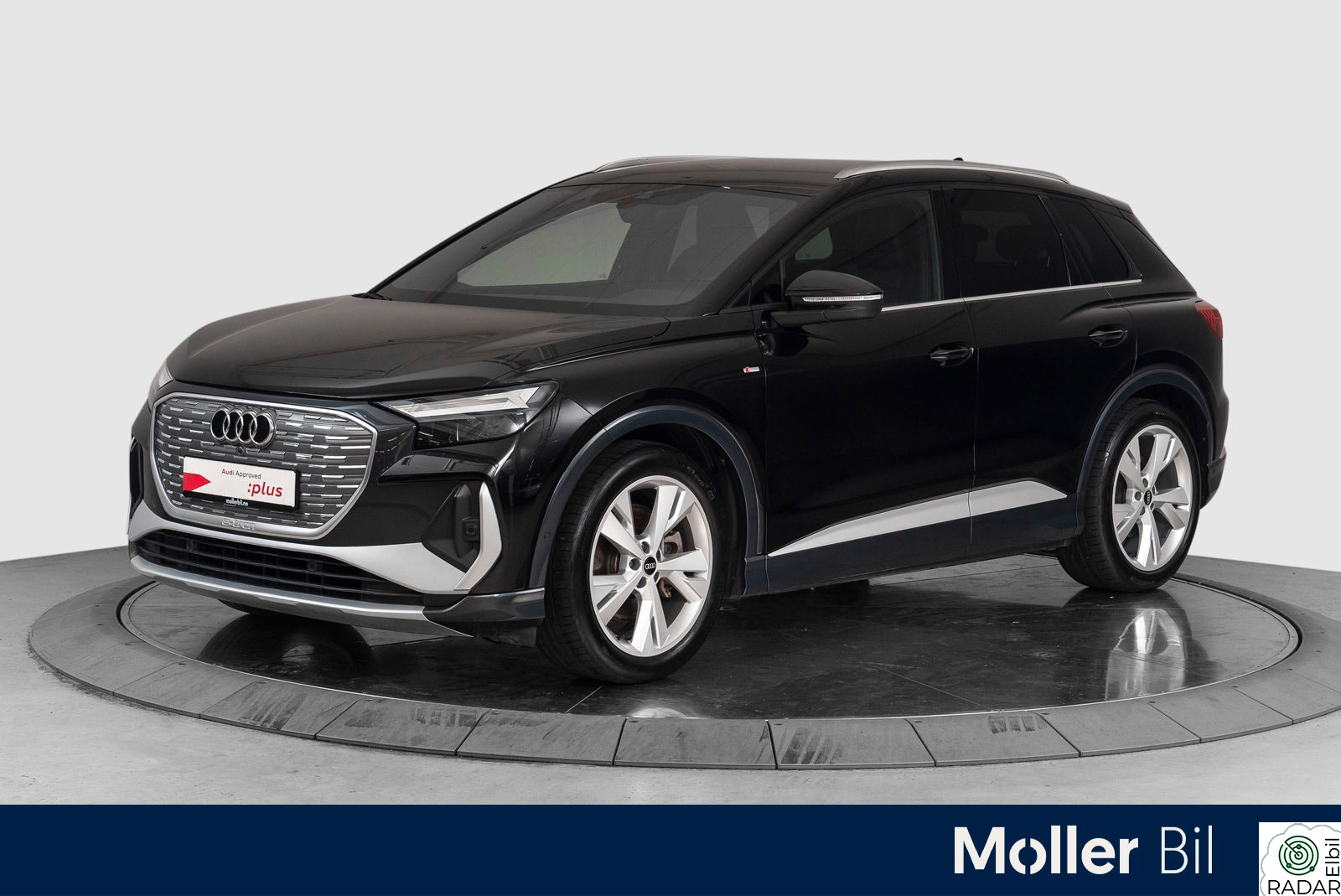 AUDI Q4 50 E TRON 50 quattro Adv. Business plus S Line,Krok,Navi++