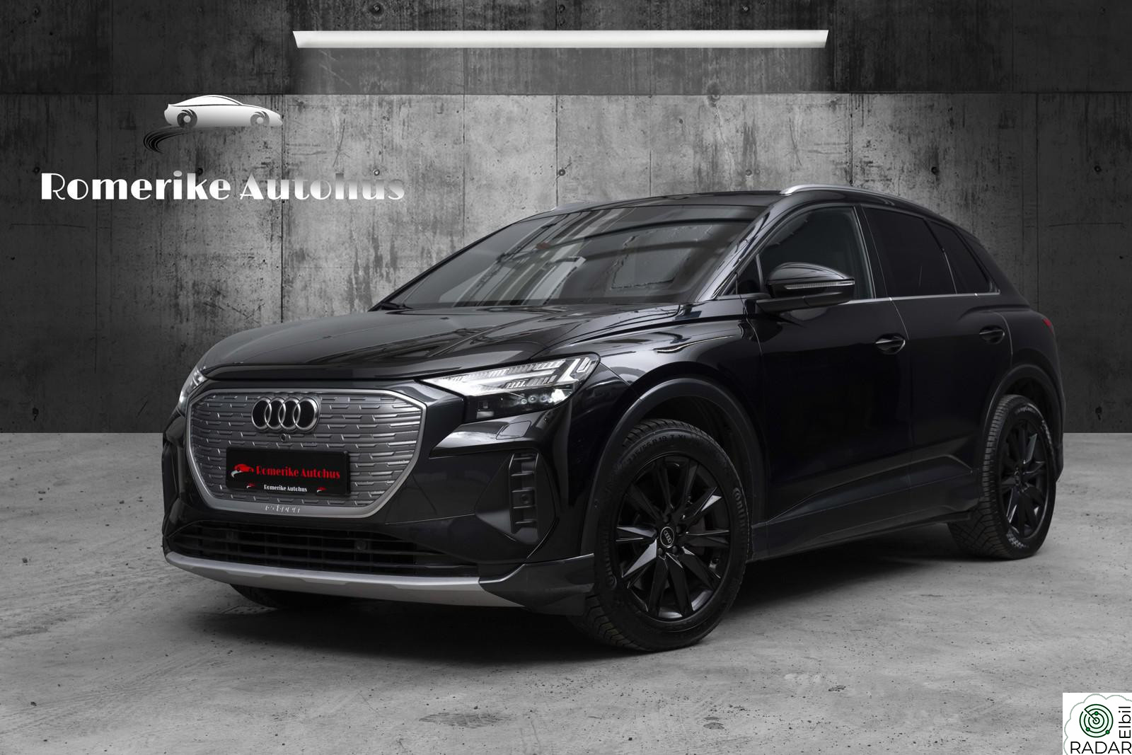 AUDI Q4 50 E TRON 50 Q S-LINE // LEDMatrix, Vinter, Krok, ACC, Sonos++