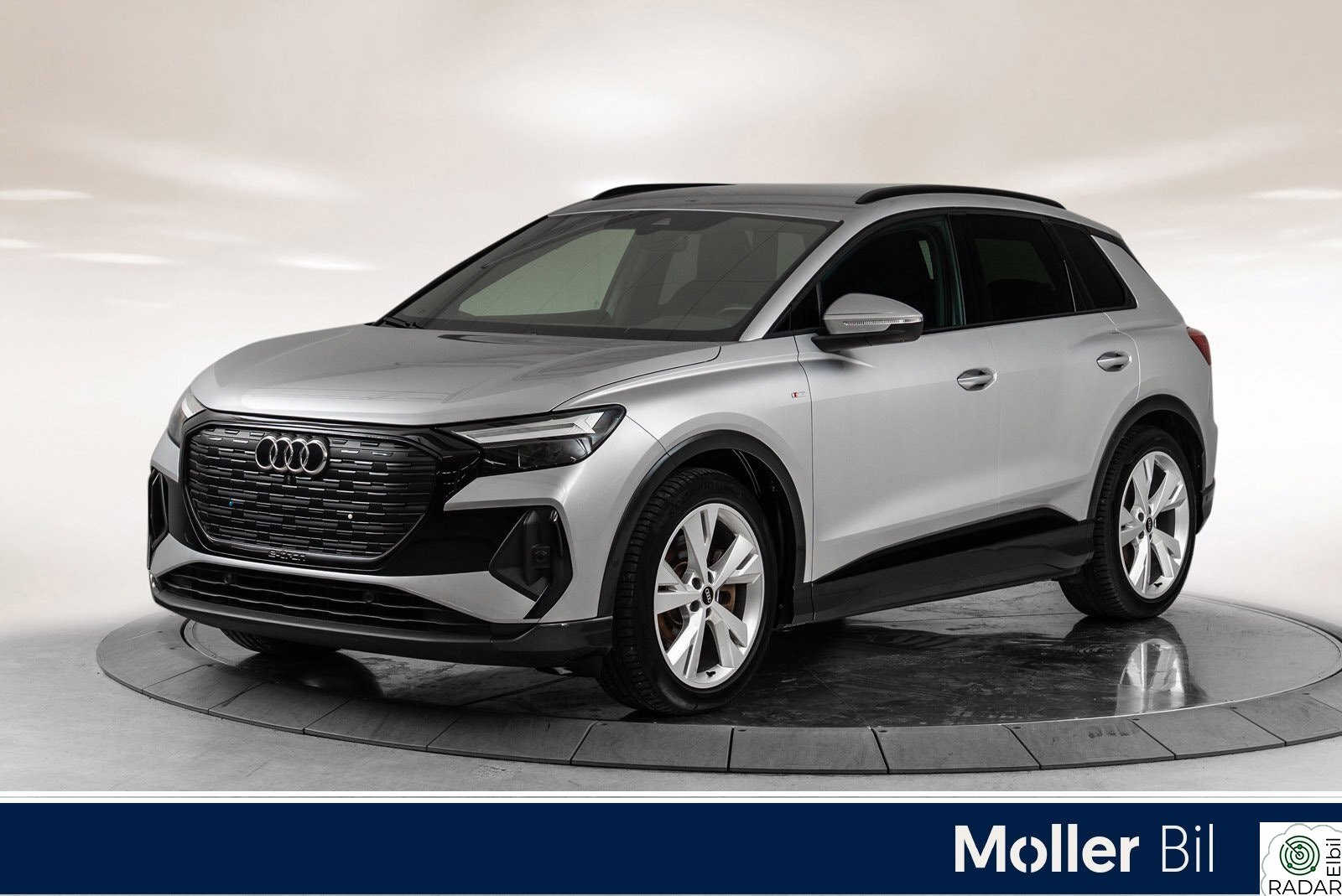 AUDI Q4 50 e-tron 50 quattro, SONOS, 360kamera, Krok,Navi,El.seter,ACC+++