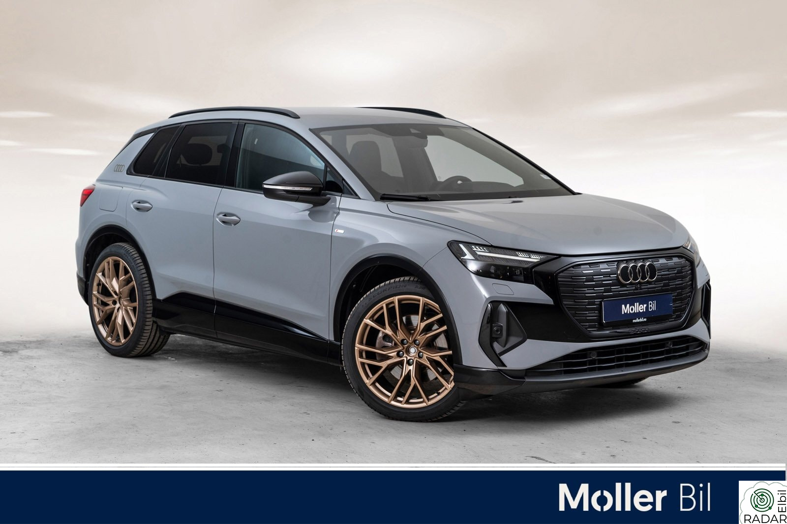 AUDI Q4 45 e-tron 45 quattro 2x S Line-H.feste-Matrix-R.kam-El.luke