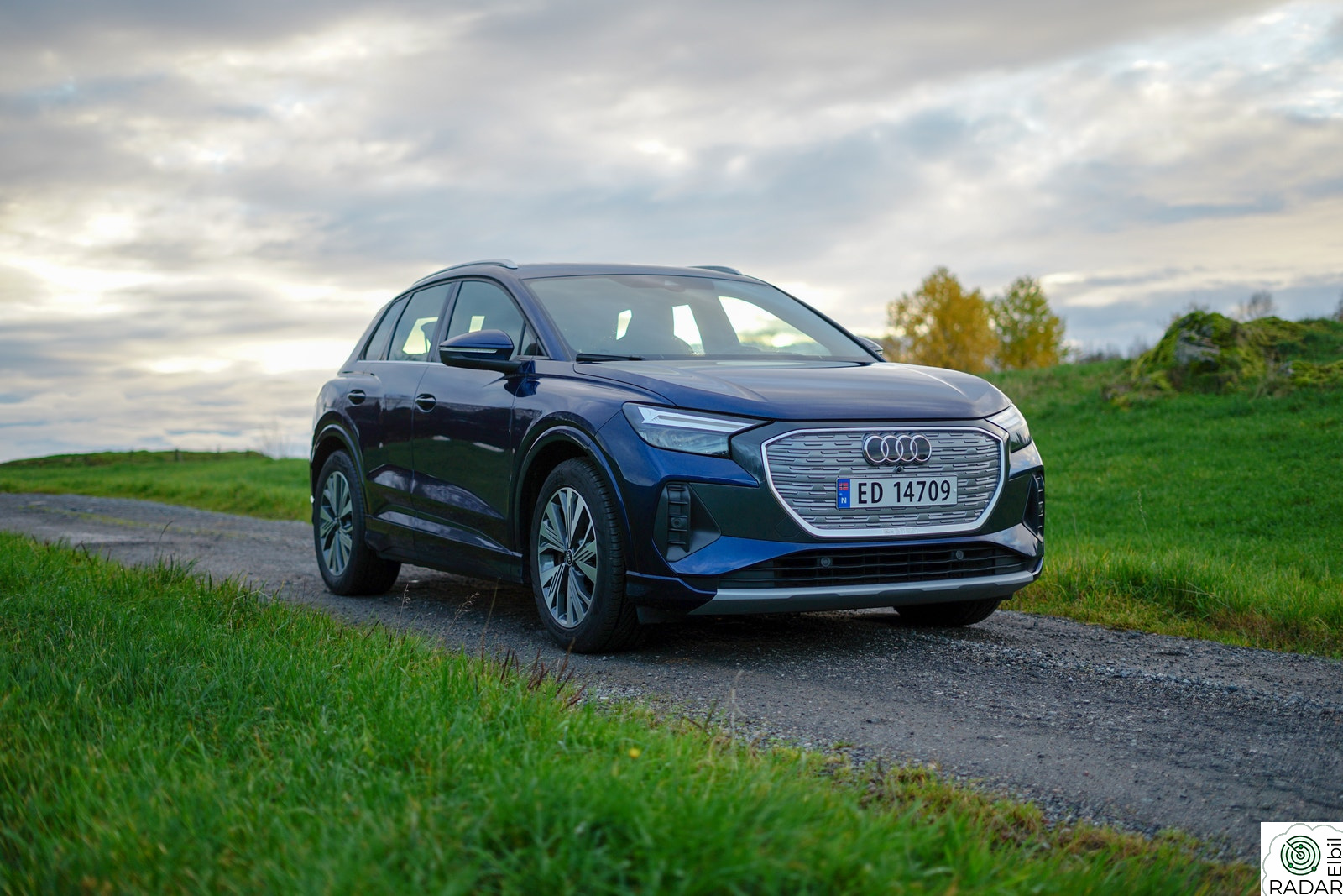 AUDI Q4 50 E TRON / NY SERVICE / NY EU-KONTROLL / LAV KM / BILLIG!