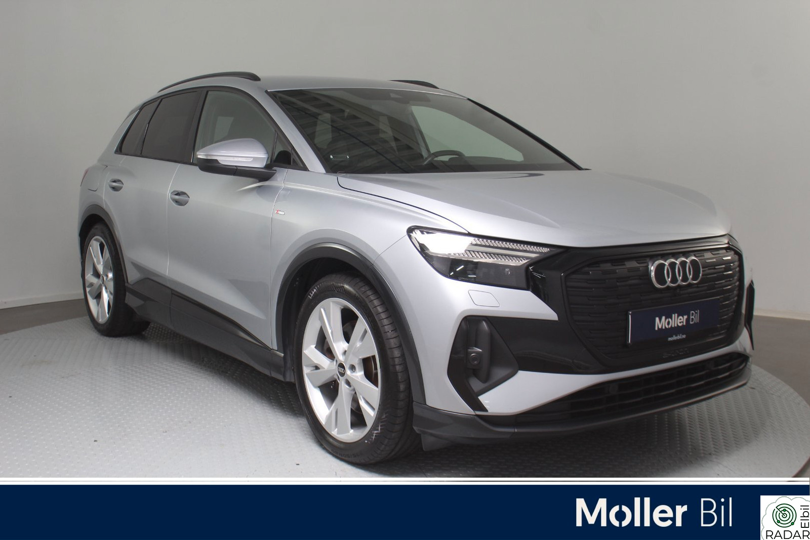 AUDI Q4 50 E TRON 50 e-tron quattro - Sonos, HUD, R.Kam, S Line x2, Krok