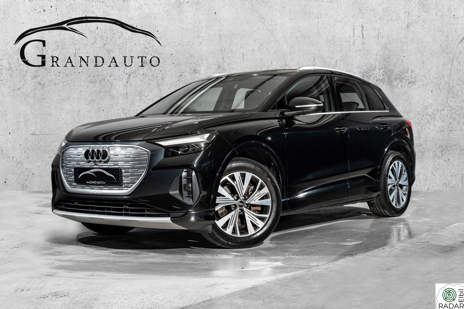 AUDI Q4 50 E TRON 50 QUATTRO BUSINESS PLUS ACC SONOS KAMERA HENGERFESTE++
