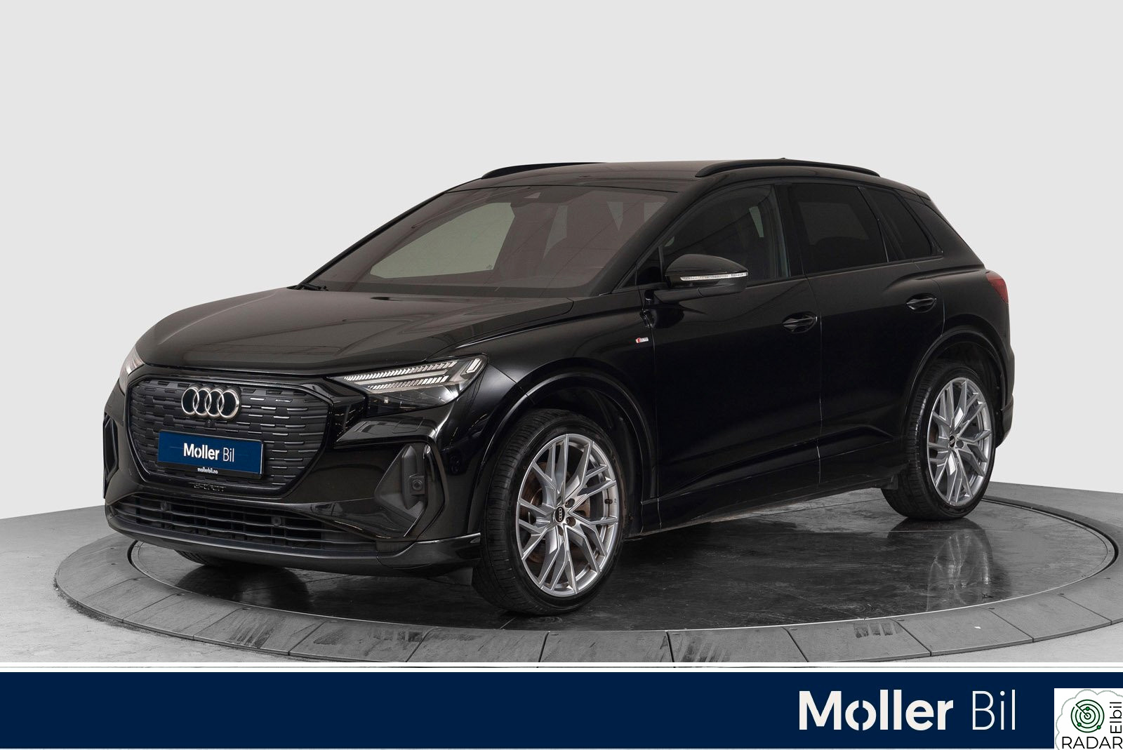 AUDI Q4 50 E TRON 50 Quattro - 21", R.Kam, S line x2, HUD, Sonos