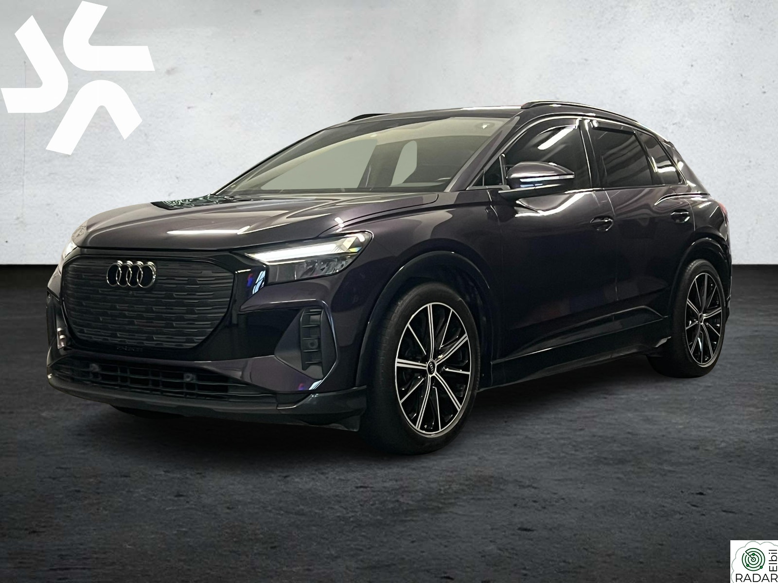 AUDI Q4 35 E TRON Q4 35 |Sonos |Varmepumpe |Panorama |Tilhengerfeste |