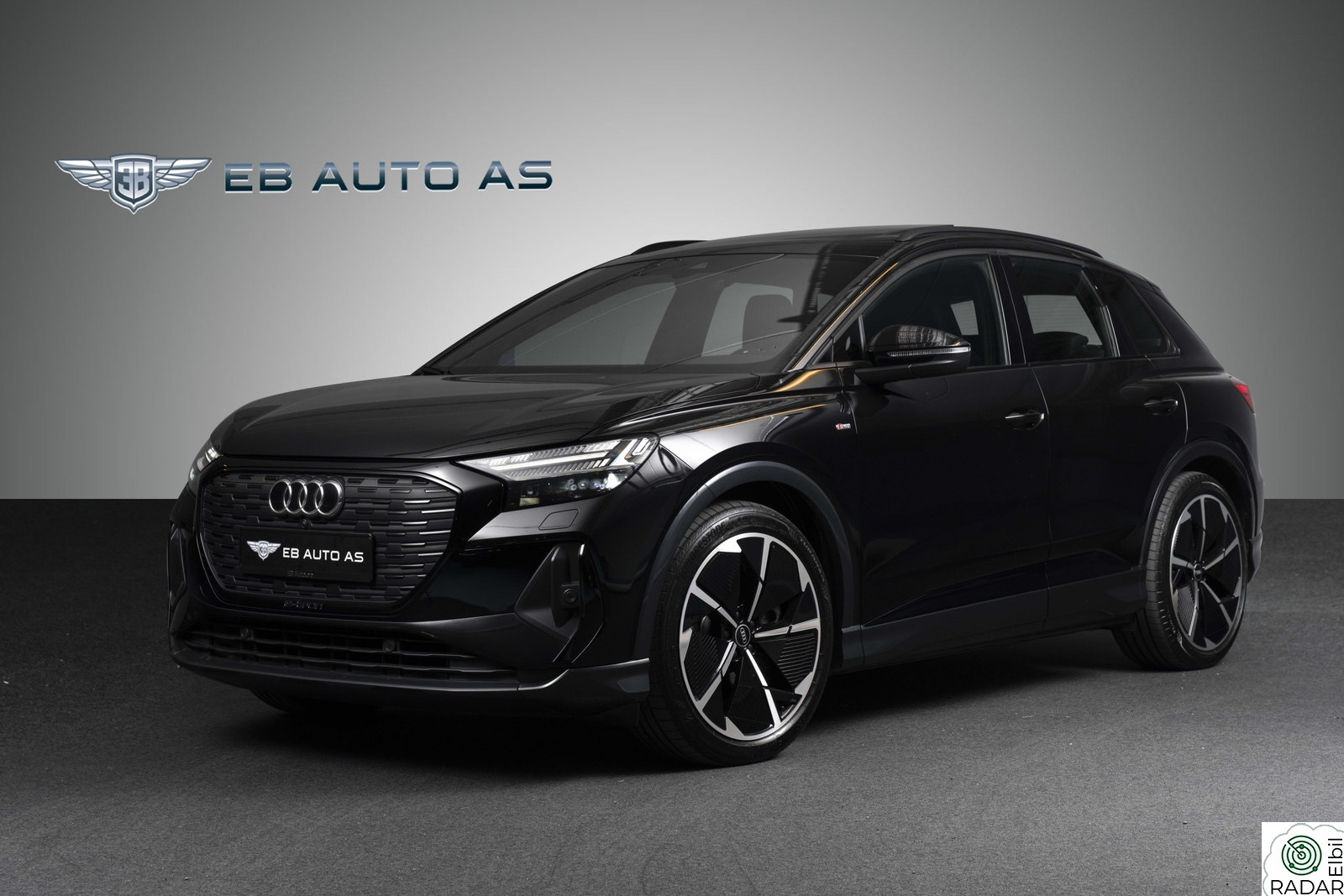 AUDI Q4 50 e-tron 50 Quattro. 2X S-LINE / FEINNAPPA / PANO / +++