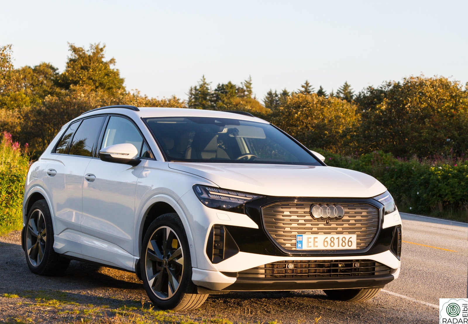 AUDI Q4 50 E TRON 50quatt, Adv. Bus. plus, Sonos, nye s.dekk, krok, Matr