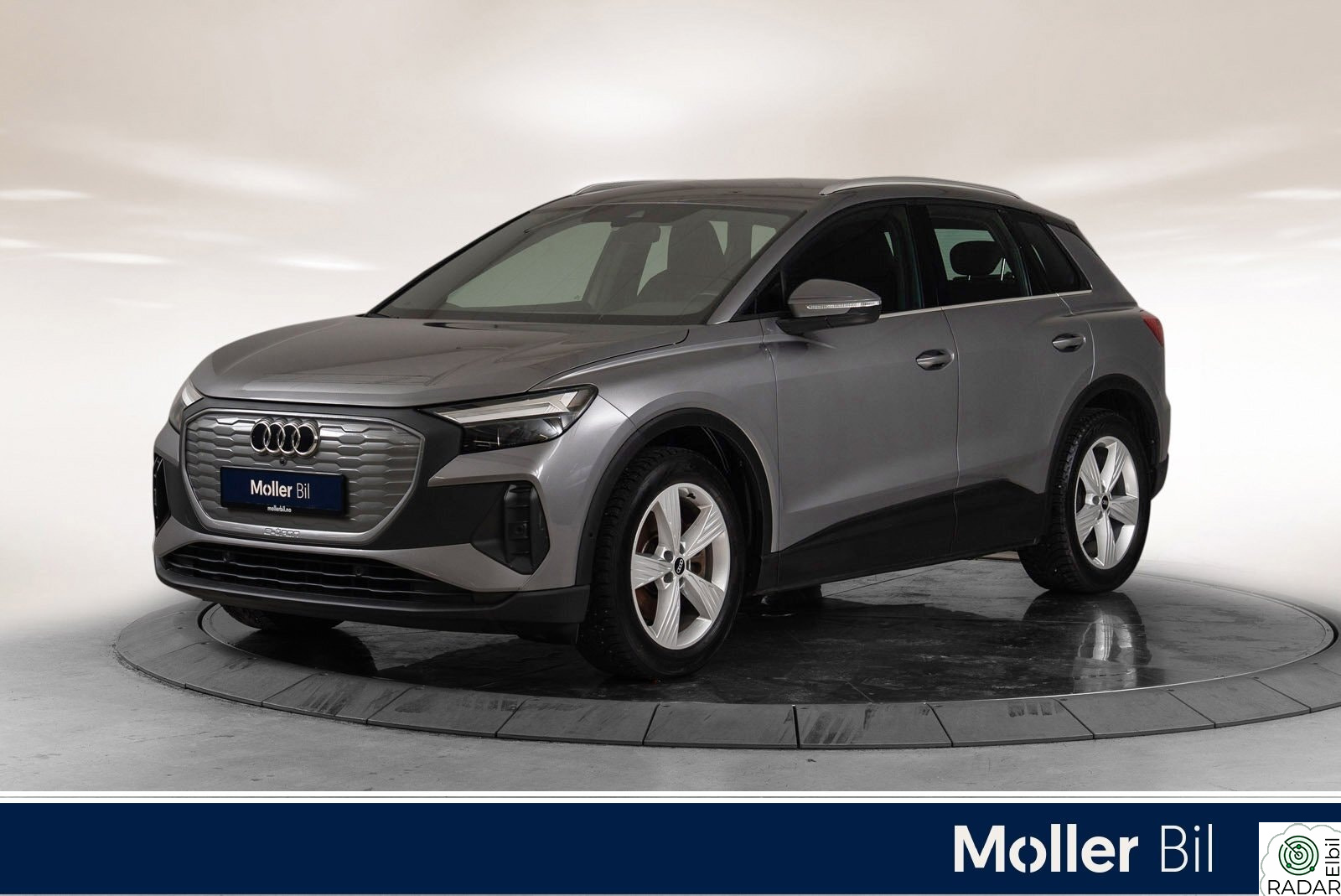 AUDI Q4 45 E TRON 45 Quattro - R.Kam, LED, Sp.Seter, Advanced Key