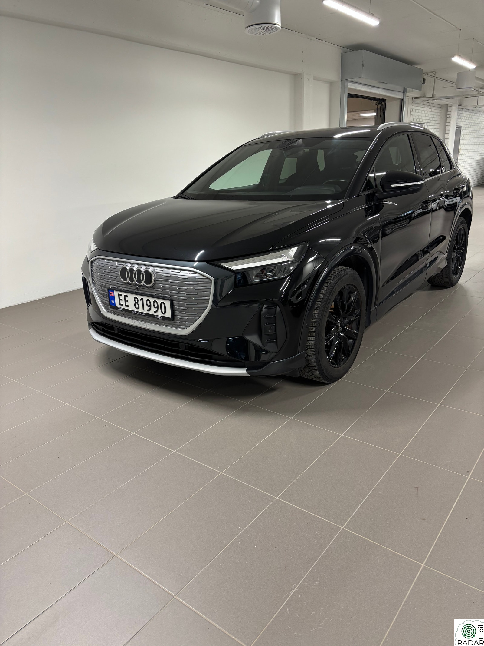 AUDI Q4 50 E TRON