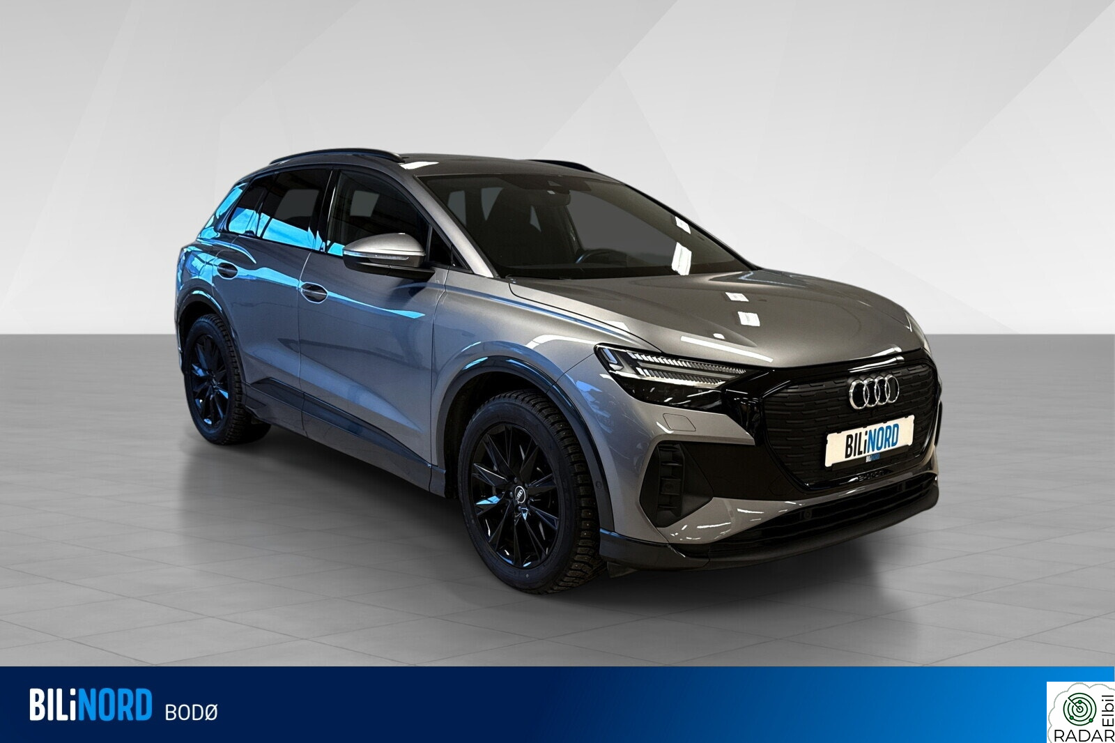 AUDI Q4 40 E TRON 40 hengerfeste matrix sportsseter