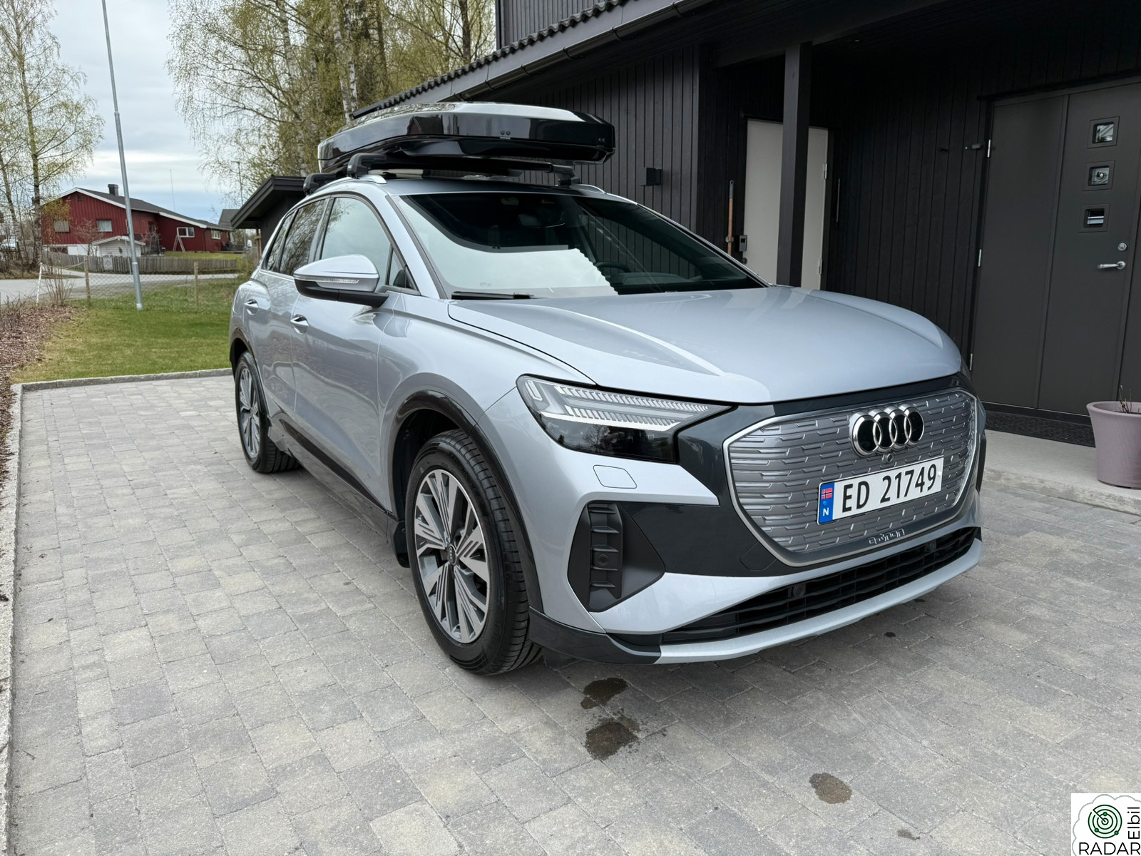 AUDI Q4 50 E TRON 50 quattro Advanced Business S-line