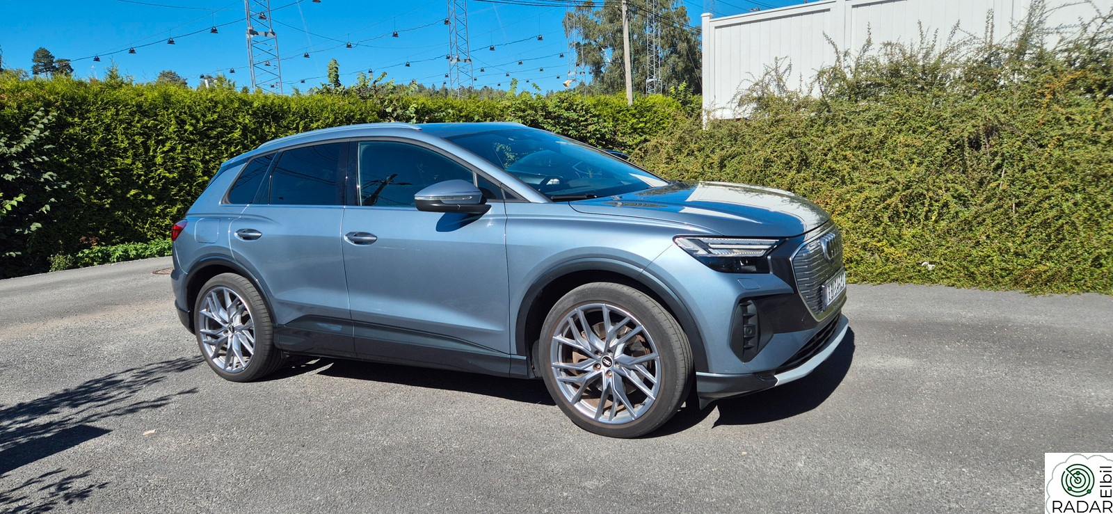 AUDI Q4 50 e-tron 50 quattro Adv. Business edition