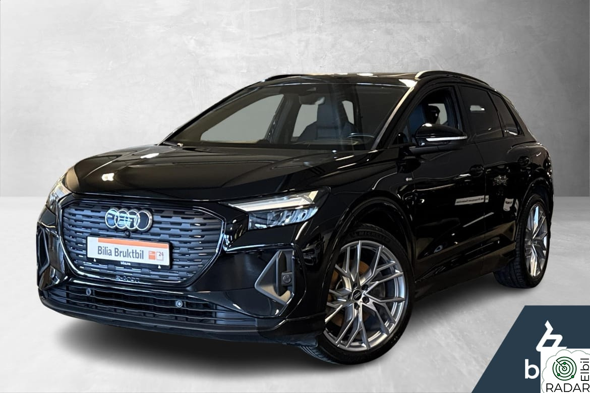 AUDI Q4 50 E TRON quattro S-Line ,Panorama, ACC, Hengerfeste, HeadUp
