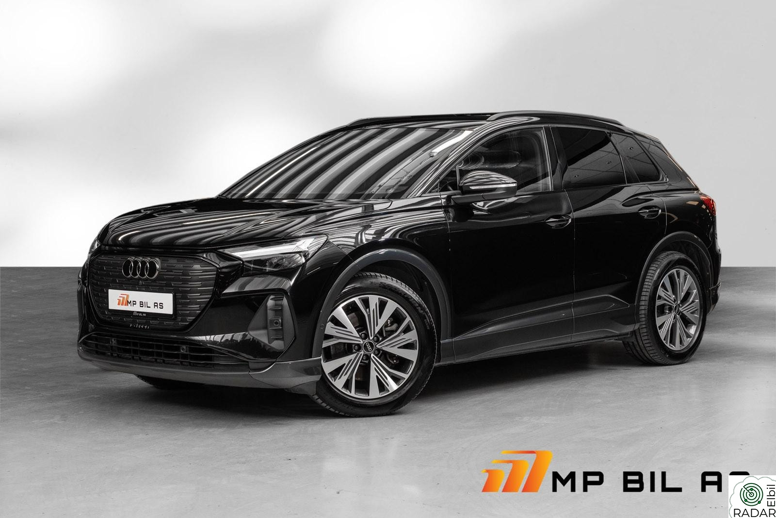 AUDI Q4 50 E TRON 50 | Quattro | Sonos | H-feste | 360° kamera | V-pumpe