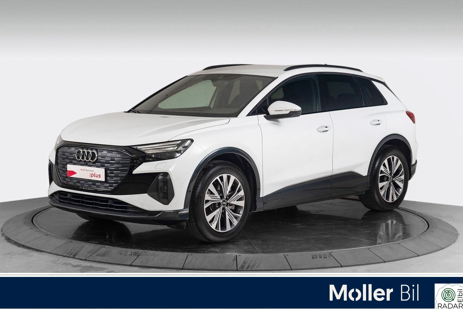 AUDI Q4 55 e-tron 55 quattro edt pro HUD|Matrix|Sonos|Hengerfeste|SideAss