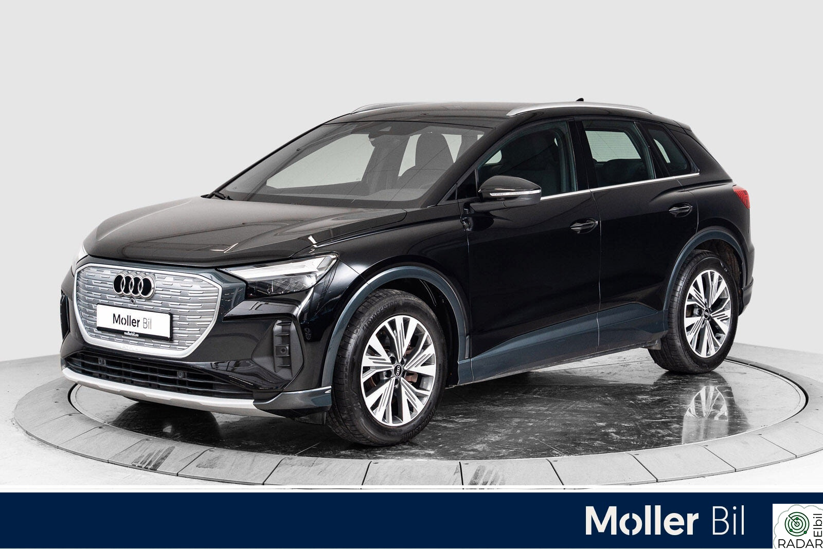 AUDI Q4 50 E TRON Q4 50 e-tron quattro - R.kam, Sonos, Krok, ACC