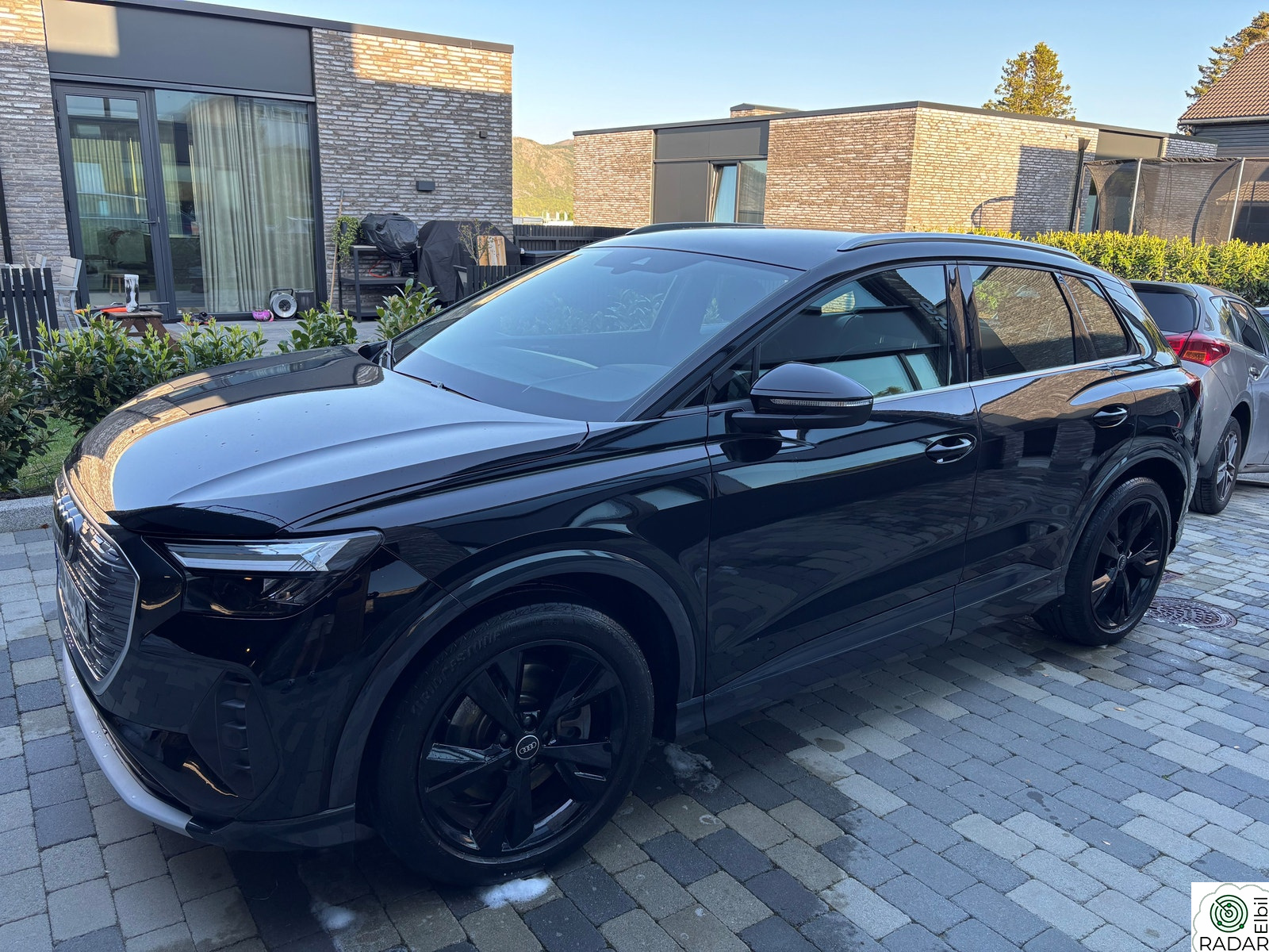 AUDI Q4 50 E TRON 50 QUATTRO ADV/H.FESTE/ADAPT.CRUISE/KEYLESS/LAV KM/MM