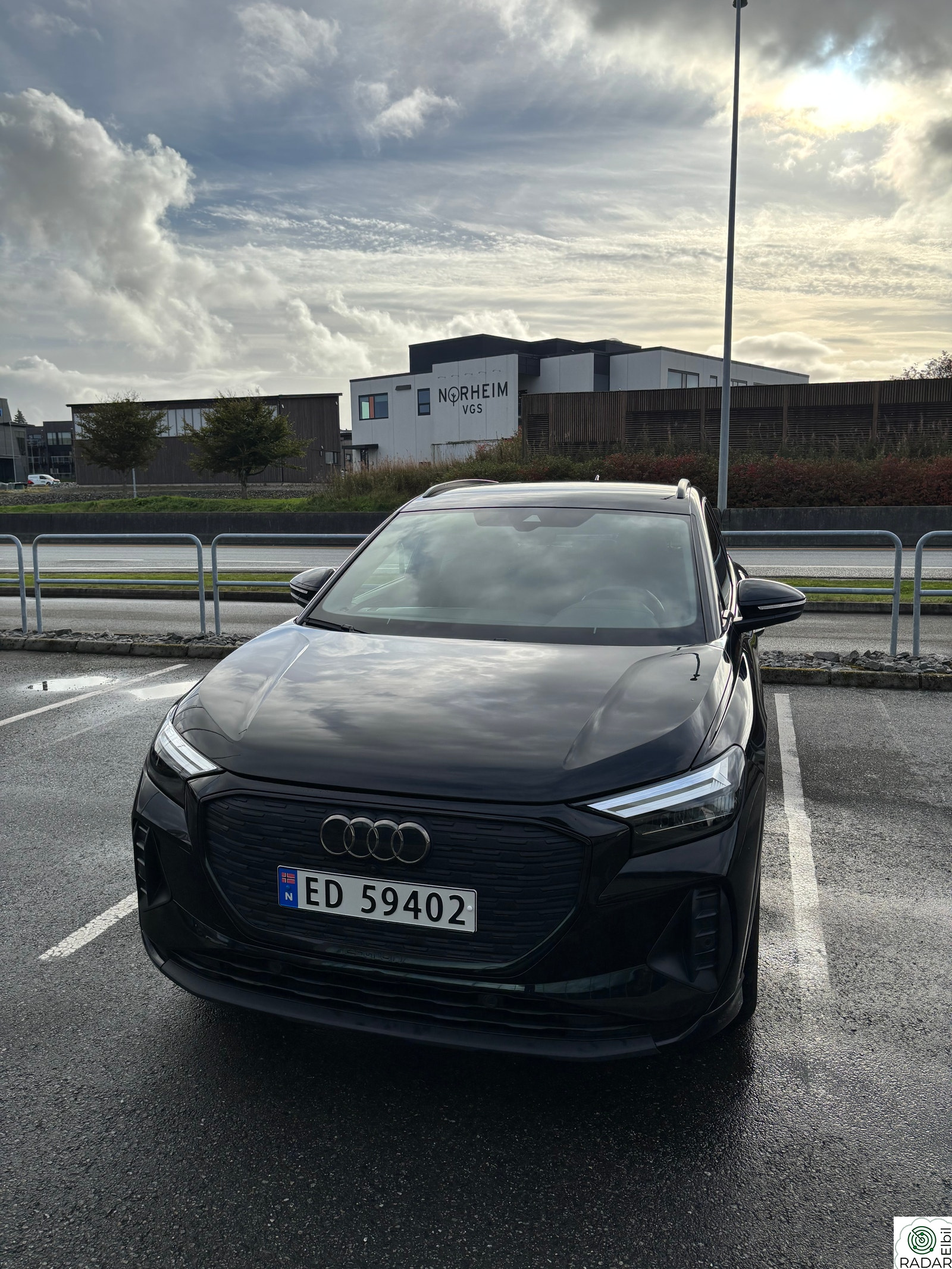 AUDI Q4 50 E TRON 50 quattro
