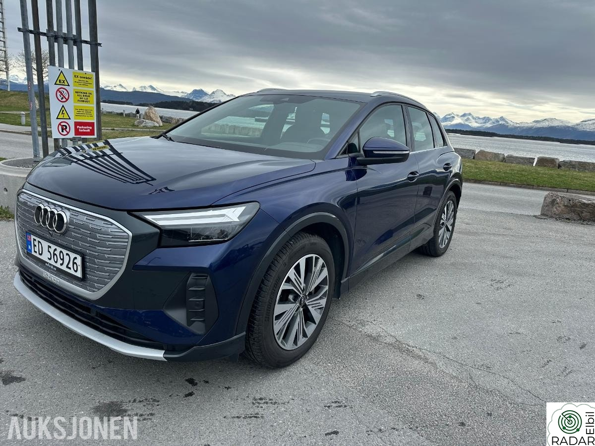 AUDI Q4 50 E TRON 50 quattro S-Line adaptiv cruiskeontroll ryggekamera