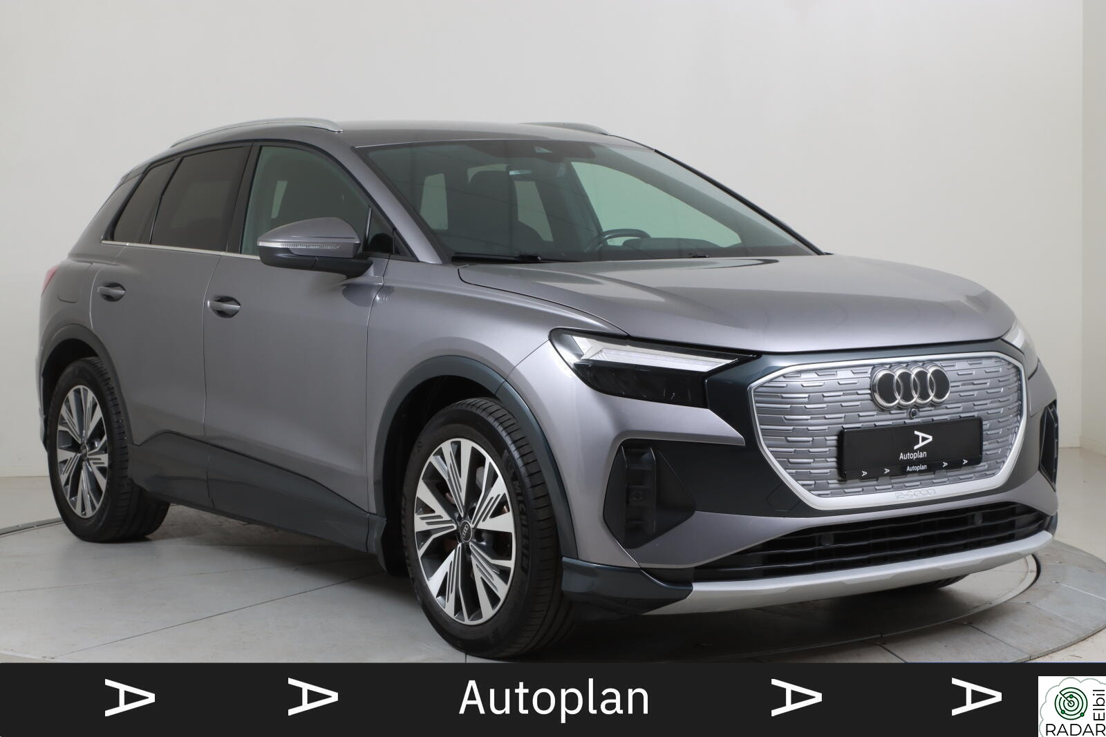 AUDI Q4 50 E TRON 50 quattro Adv. Business edition ACC/Krok/Kamera