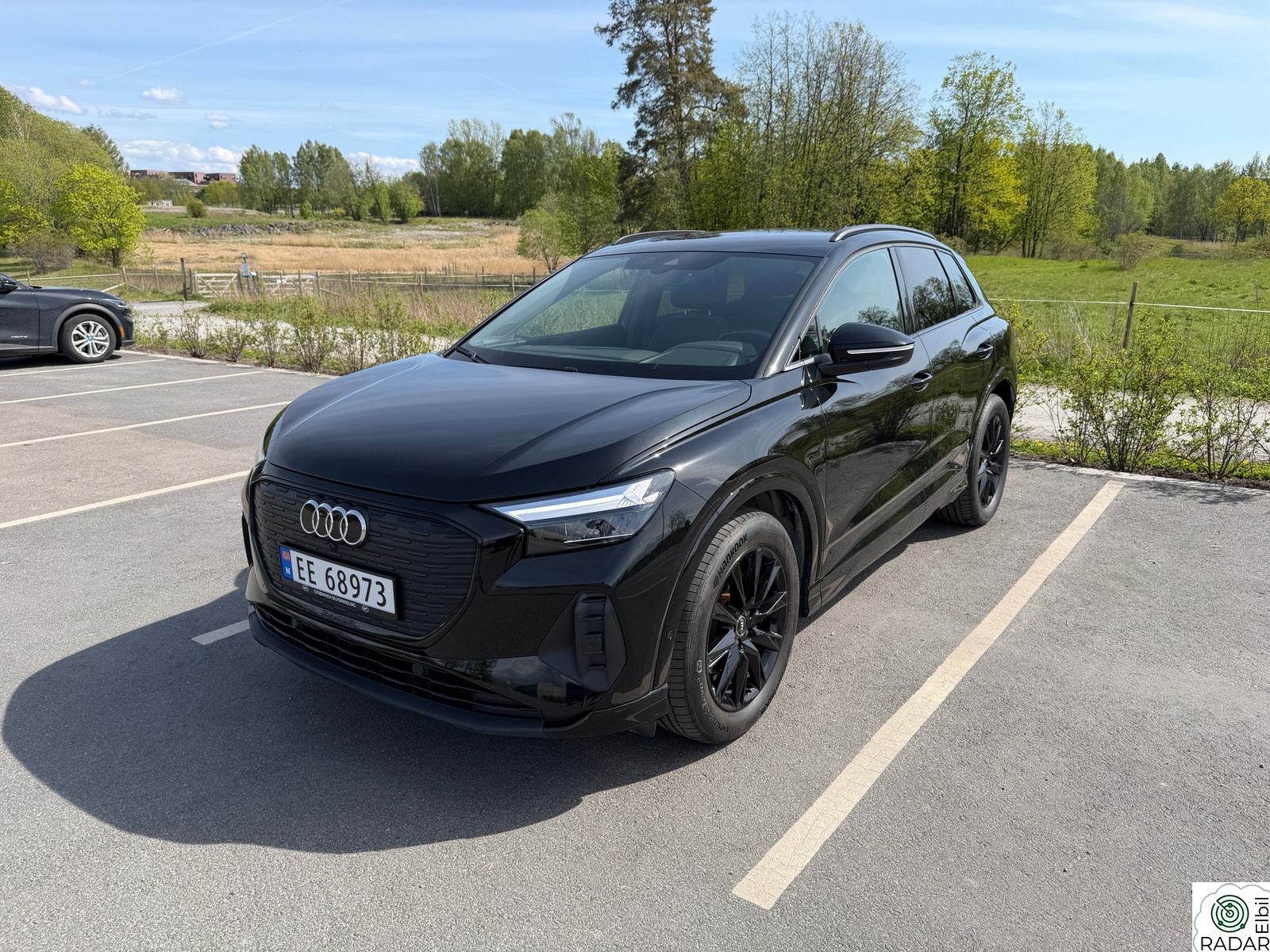 AUDI Q4 35 E TRON 35 Topputstyrt! Skinn,El seter,Ryggekamera++