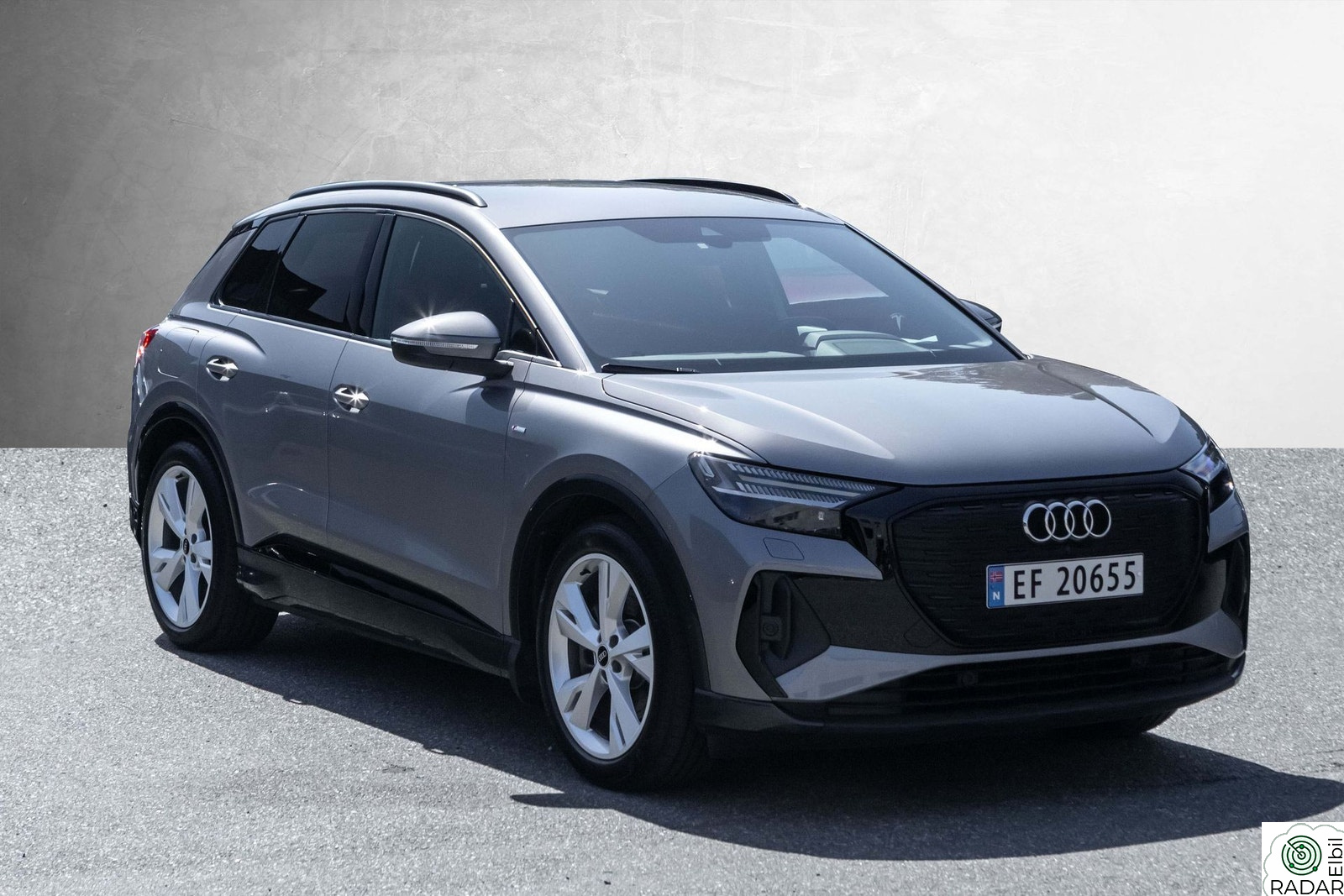 AUDI Q4 50 E TRON Quattro