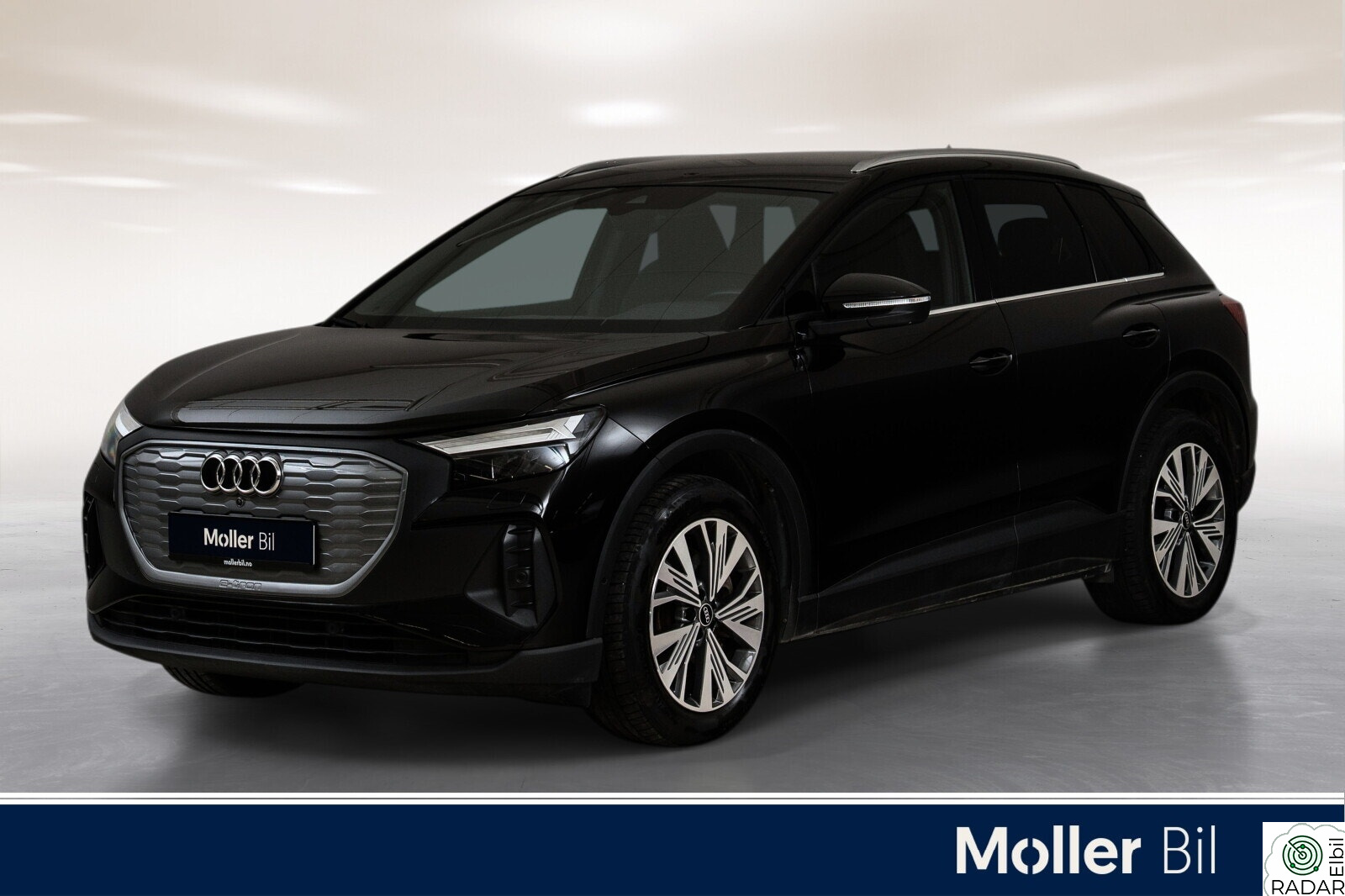AUDI Q4 45 E TRON 45 q Bus. Edt. - SONOS, 360Kam, Sp.Seter, Krok