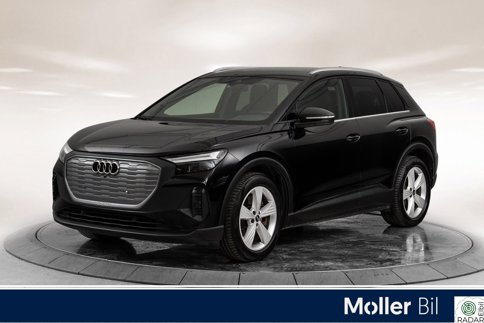 AUDI Q4 45 E TRON 45 quattro, SONOS, H.feste, R.kamera, LED, Sporsseter++