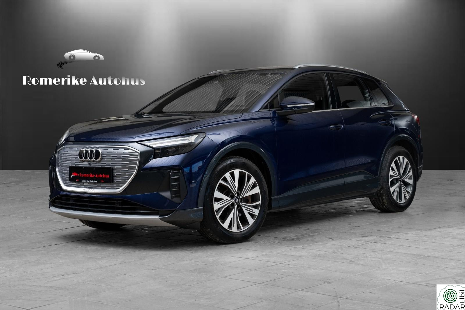 AUDI Q4 50 E TRON 50 Q AdvBusiness // ACC, Krok, Kamera, SONOS, CarPlay++