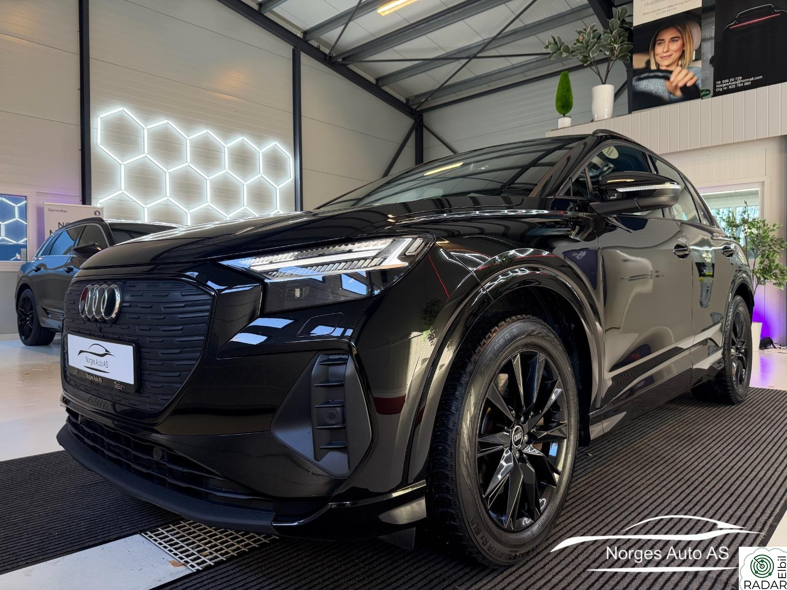 AUDI Q4 50 E TRON Q4 50 E TRON | Matrix | 1 eier | HUD | AWD | Ratt.v +++