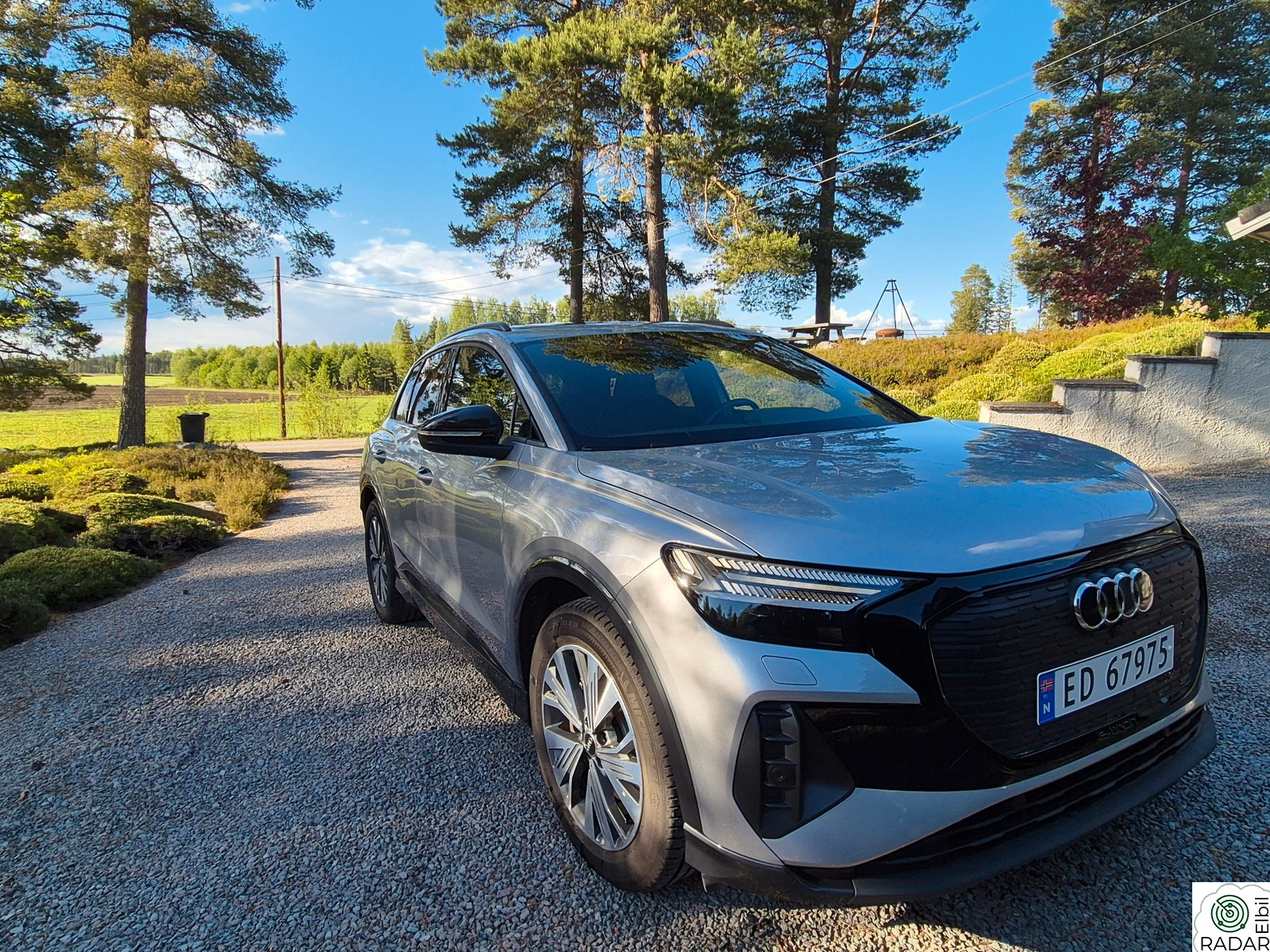 AUDI Q4 50 E TRON 50 quattro Adv. Business plus