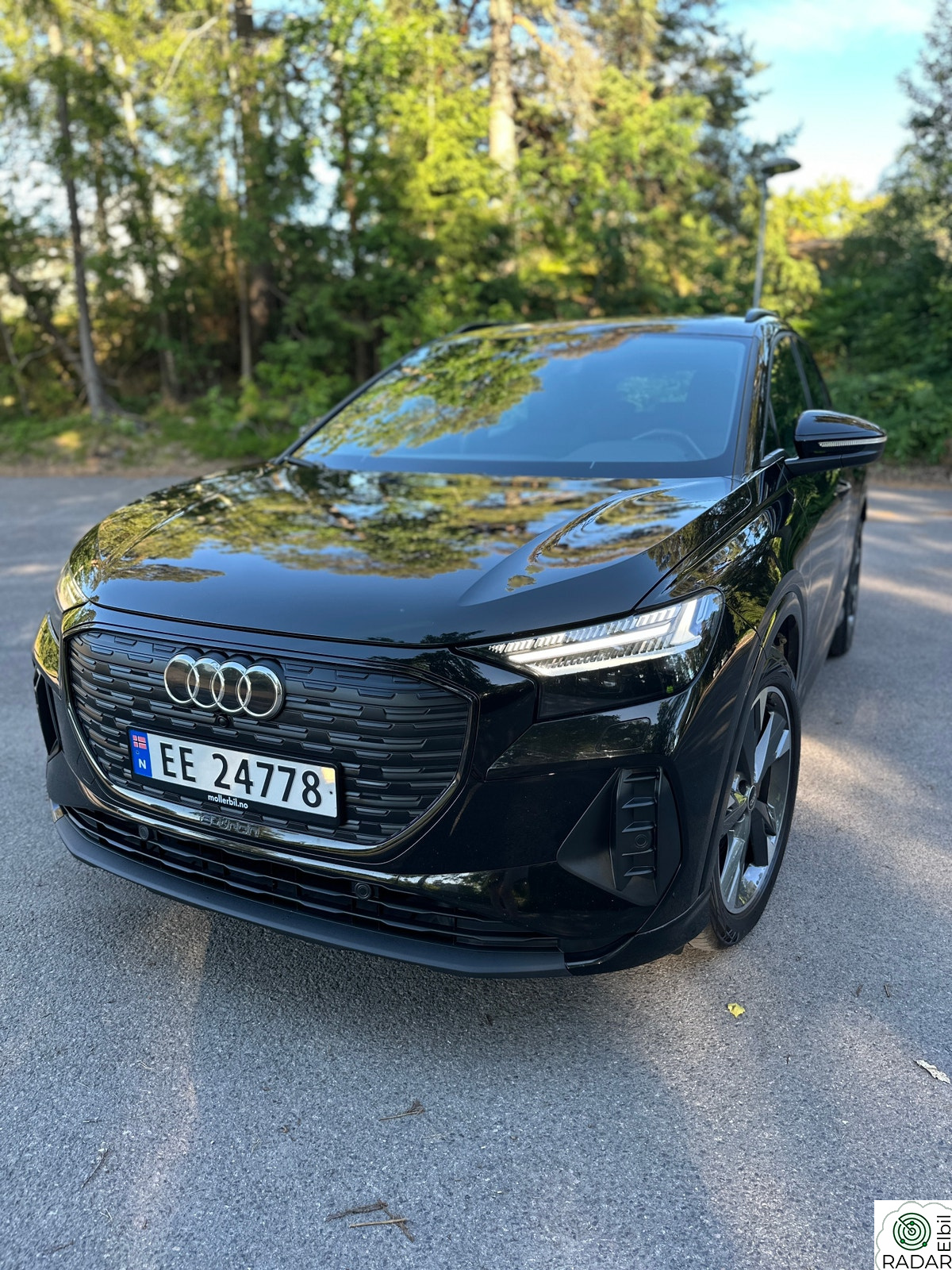AUDI Q4 50 E TRON 50 quattro Adv. Business plus
