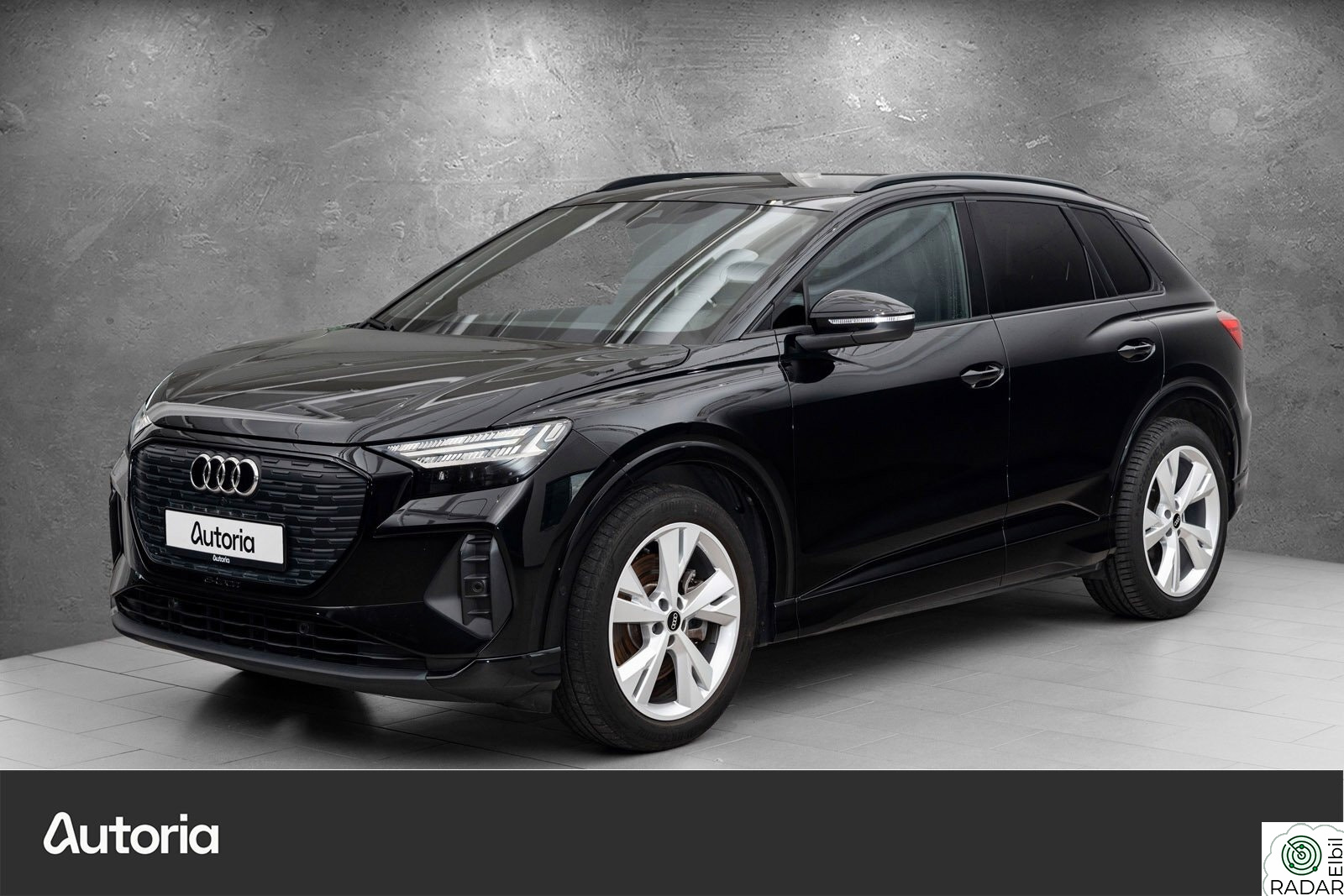 AUDI Q4 45 E TRON 45 e-tron 4x4/matrix/krok/sline/Sonos/ratt varme++