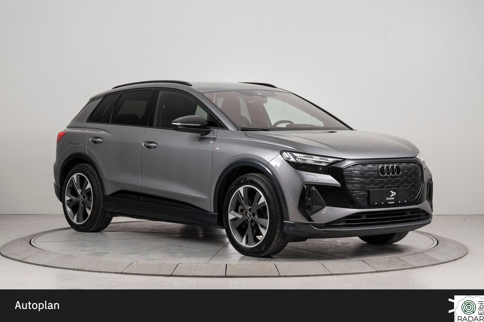 AUDI Q4 50 E TRON ACC Krok Kamera Sonos Head-Up S-Line