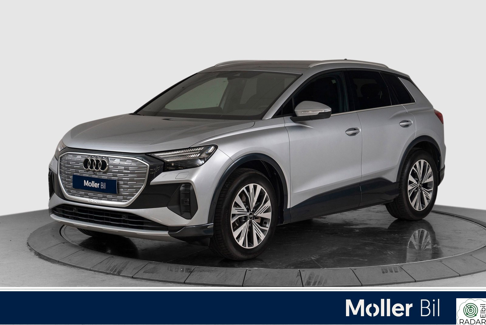 AUDI Q4 55 e-tron 55 quattro Edition Pro - Sonos, Matrix, 360kam, Krok