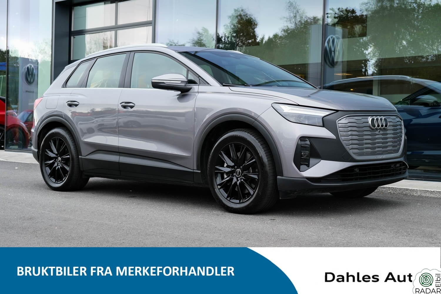 AUDI Q4 45 e-tron 45 quattro Edition Plus - Hengerfeste/NAVI +++