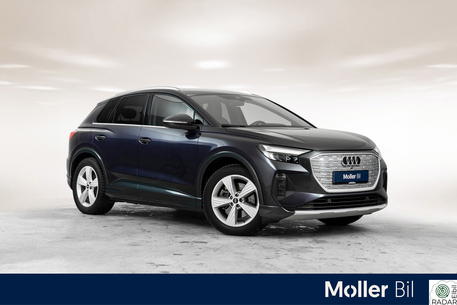 AUDI Q4 40 E TRON 40 SONOS-R.kam-Rattvarme-Mørke ruter