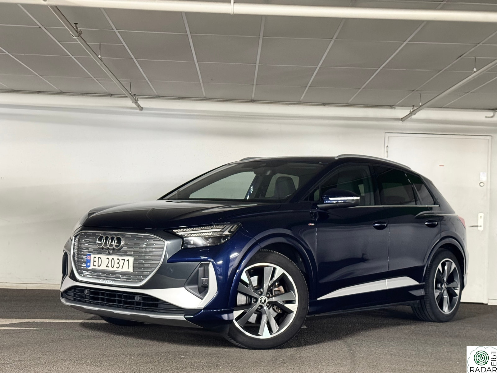 AUDI Q4 50 E TRON 50 QUATTRO 2xS-LINE+SKINN+MATRIX+HUD+KROK+KAMERA