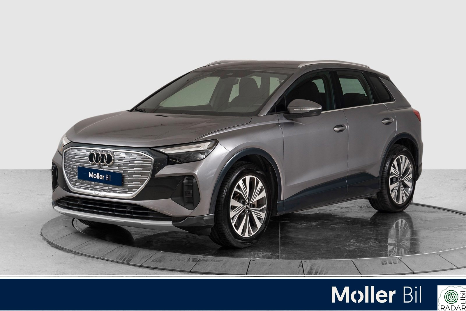 AUDI Q4 50 E TRON 50 e-tron quattro - Sonos, R.Kam, Krok, ACC