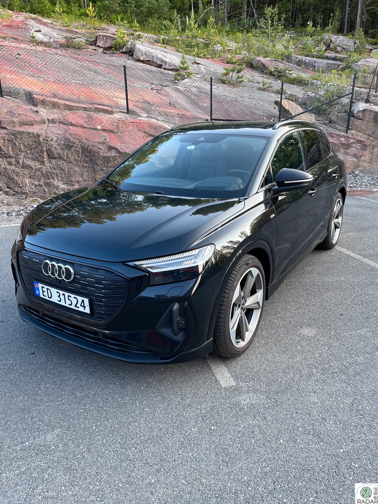 AUDI Q4 50 E TRON 50 quattro Adv. Business plus