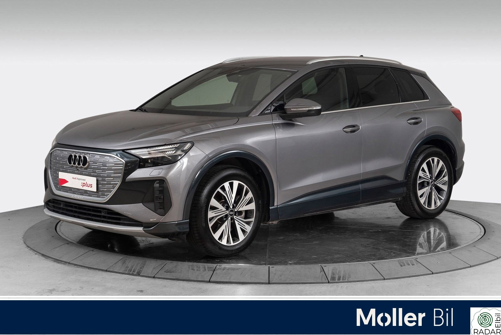 AUDI Q4 55 e-tron 55 quattro edt pro Matrix|Sonos|Hengerfeste+++